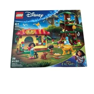 LEGO (42351) Disney Encanto Antonio's Animal Sanctuary New/sealed